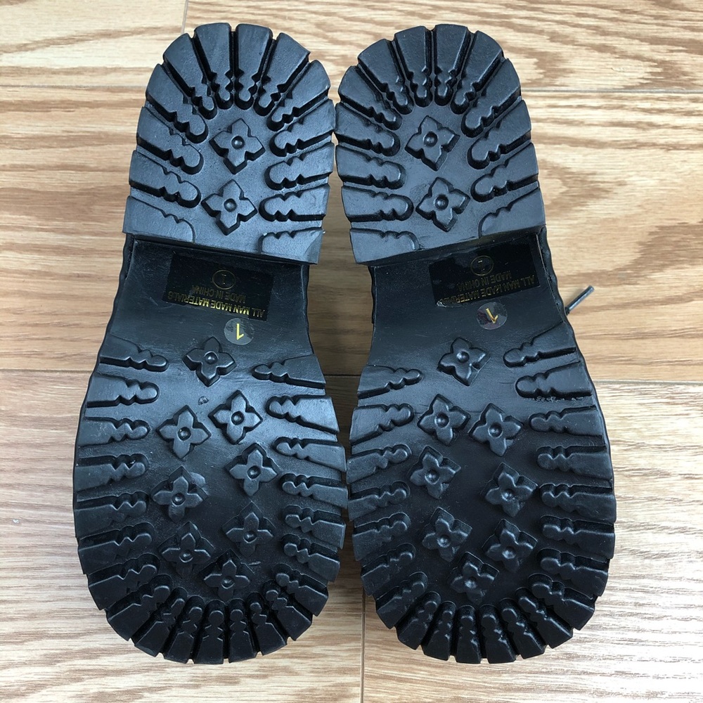 SODA Ivonne-II Black Shoe Boot w Laces - Picture 4 of 12